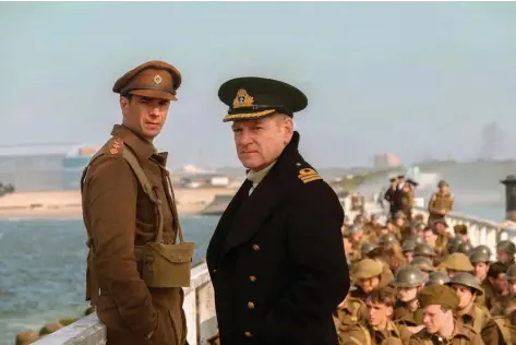  ?? Warner Bros. Pictures ?? James D'Arcy, left, and Kenneth Branagh in a scene from "Dunkirk."