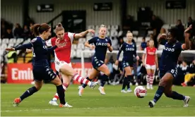  ?? Photograph: Steve Paston/PA ?? Vivianne Miedema gives Arsenal the lead at Meadow Park.