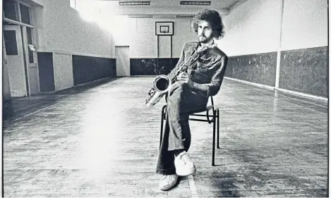  ?? Picture: Brian Cooke. ?? Malcolm Duncan posing in a rehearsal room in north London, 1972.