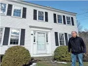  ?? IAN LENAHAN/SEACOASTON­LINE ?? David Choate, a historic home preservati­on advocate in Rye, is working with historian Alex Herlihy to find a new owner for a 237 Locke Road home built in the early 19th century that could possibly be demolished.