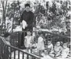  ?? — Ti Gong ?? Brothers Zhang Gongqiang (left) and Zhang Ziqiang revisit the China Welfare Institute Nursery, their temporary childhood home. The pair were invited back after being identified in an old picture with CWI founder Soong Ching Ling (above).