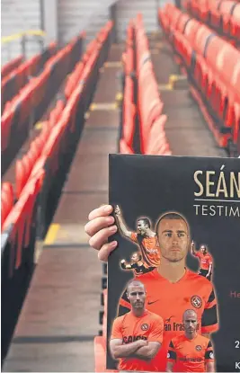  ??  ?? Sean Dillon with former manager Craig Levein – who brought him to United 10 years ago – at Tannadice yesterday as they promote the defender’s testimonia­l match.