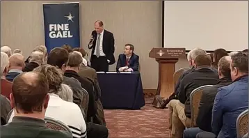  ??  ?? Fine Gael Deputy Paul Kehoe addressing the packed meeting in Enniscorth­y.