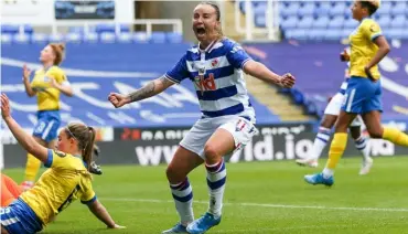  ?? Pictures: Neil Graham ?? Reading marked their final home game of the season with victory as Fara Williams scored in her last home appearance for the Royals