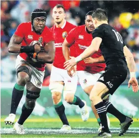  ?? HANNAH PETERS/GETTY IMAGES ?? ON THE CHARGE: Maro Itoje of the British and Irish Lions playing against New Zealand in Wellington in 2017, the last time the Lions went on tour