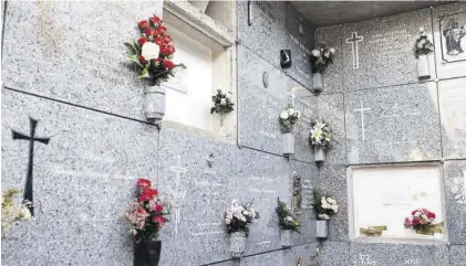 ?? JORGE VALIENTE ?? Imagen del cementerio nuevo de Cáceres, con algunas lápidas aún sin instalar.