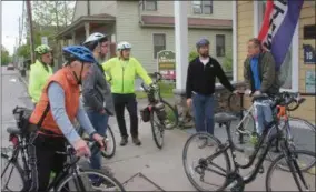  ?? CHARLES PRITCHARD - ONEIDA DAILY DISPATCH ?? Cyclists gather outside the Canastota Canal Town Museum before heading off for Tuesdays on the Towpath on Tuesday, May 28, 2019.