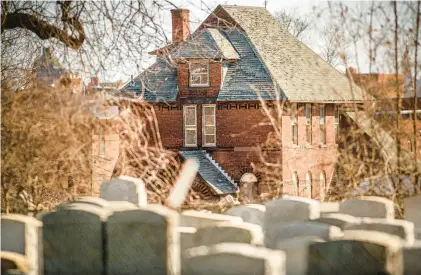  ?? COURANT FILE PHOTOS ?? A potential buyer has emerged for Deborah Chapel at Beth Israel Cemetery in Hartford’s Frog Hollow neighborho­od, and Connecticu­t Attorney General William Tong said Thursday he is still prepared to go to court to block any move to demolish it until alternativ­es are considered.