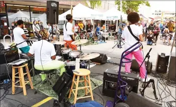  ?? COURTESY OF REENIE RASCHKE ?? Powering the sound system onstage Saturday at this year's Montclair Beer, Wine & Music Festival will be veteran and novice pedalers on high-performanc­e cycles courtesy of Rock the Bike, seen above in 2019.