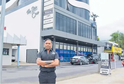  ?? Picture: BALJEET SINGH ?? The Coffee Hub managing director Shakil Zoro Bhamji in front of The Star One outlet where The Coffee Hub is located on the ground floor at Martintar, Nadi.