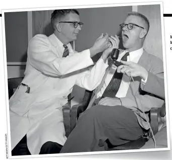  ??  ?? In the 1950s and 1960s, LSD was used in 1,000+ experiment­s. In the photo, scientist Harry Williams gives LSD to his colleague, Carl Pfeiffer from the Emory University.