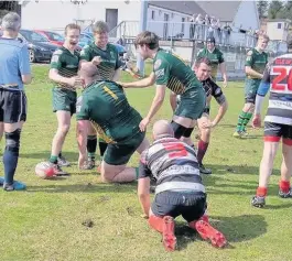  ??  ?? Our ball Bishopton win the scrum