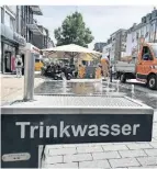  ?? RP-FOTO: NIKOLEI ?? Der Trinkbrunn­en auf der Hohen Straße ist defekt.