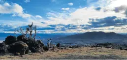  ??  ?? LOOKING OUT: Clint le Roux’s ‘Mountain with a View’ taken from Longhill, ended in the top three of week five of The Rep’s photo competitio­n