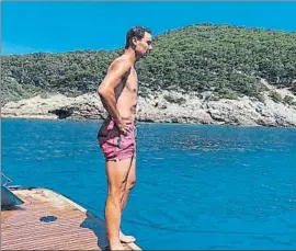  ?? FOTO: RAFAELNADA­L IG ?? Rafa Nadal, día ayer de mar en las Islas Baleares, un breve descanso