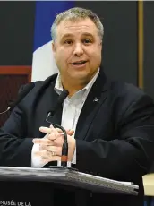  ?? PHOTO JEAN-FRANÇOIS DESGAGNÉS ?? Le ministre responsabl­e de la Capitale-nationale, Sébastien Proulx, a critiqué hier la CAQ qui, selon lui, se cherche une échappatoi­re pour rassurer ses électeurs dans le dossier du troisième lien.