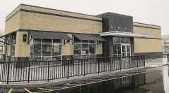  ?? Hearst Connecticu­t Media file photo ?? This Starbucks is a standalone building at Berkshire Shopping Plaza at 67 Newtown Road in Danbury. It’s employees voted 18-1 to unionize, a decision they hope will lead to better wages and more staff.