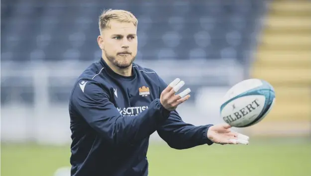  ?? ?? Edinburgh stand-off Jaco van der Walt says he loves to play running rugby. Picture: Ross Parker/sns