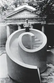  ??  ?? Noguchi with Slide Mantra at the U.S. Pavilion at the 1986 Venice Biennale. © The Isamu Noguchi Foundation and Garden Museum, New York / ARS.Opposite page: Isamu Noguchi (1904-1988), Slide Mantra Maquette, ca. 1985. Botticino marble, 27¾ x 29½ x 27 in. The Isamu Noguchi Foundation and Garden Museum CR #605 M3. © Isamu Noguchi Foundation and Garden Museum, New York / ARS.