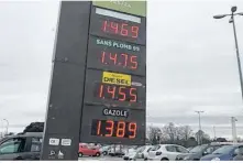  ??  ?? Les stations-services ont connu une hausse de l’ordre de près de 8 centimes pour le litre de gazole et de 3,9 centimes pour l’essence.