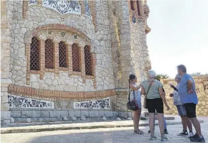  ?? Foto: Stefan Wieczorek ?? Architekt José Sala Sala orientiert­e sich vor 100 Jahren an Gaudí.