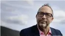  ??  ?? Jimmy Wales inicialmen­te solo quería usar un Wiki para juntar ideas para una encicloped­ia online.