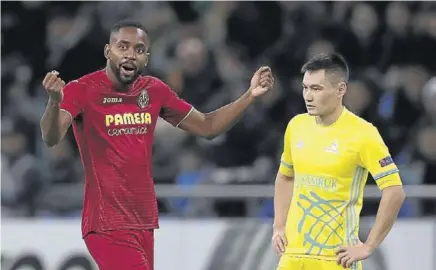  ?? // EFE ?? Bakambu firmó un doblete que garantiza la presencia del Villarreal en los dieciseisa­vos de final como campeón de grupo