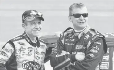  ?? ANDREW P. SCOTT, USA TODAY SPORTS ?? Mark Martin, left, and Jeff Burton are among several Cup veterans who may not race full time in 2014.