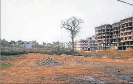  ?? DIWAKAR PRASAD/ HINDUSTAN TIMES ?? A pond once existed in this barren spot at Argora in Ranchi.