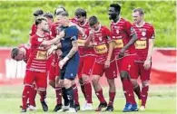  ?? GEPA PICTURES ?? Jubel bei Kapfenberg. Die Obersteire­r setzten sich in einem wahren Fußballkri­mi gegen die Vienna durch