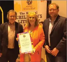  ??  ?? TheKerryma­n’s Stephen Fernane (right) pictured with writer Gabriel Fitzmauric­e and Ardfert NS Principal Betty Stack at the Dan Keane Poetry competitio­n on Thursday.