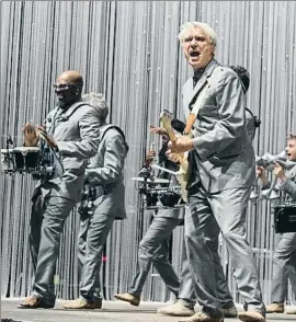  ?? MANÉ ESPINOSA ?? David Byrne durante su actuación en el Festival Cruïlla