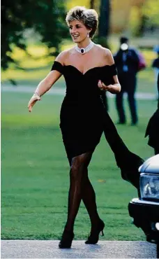  ?? PHOTO: PRINCESS DIANA ARCHIVE ?? Diana wearing a gown by Christina Stambolian, which became known as the “revenge dress”.