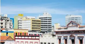  ?? CORTESÍA JUAN LONDOÑO ?? Panorámica del Centro de Barranquil­la en la que sobresalen sus edificios.