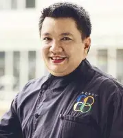  ??  ?? Chef Robby Goco of Green Pastures: “First and foremost is really health. We are fasttracki­ng everything and mass-producing food. I am only doing this to bring it back to how it was before. Why go fast food when you can go ‘fast slow food’?”