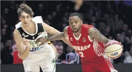  ??  ?? Après l’ASVEL, place aux retrouvail­les avec Le Mans pour Cooper et l’ASM.