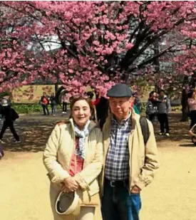  ??  ?? Susan and Boyer at Shinjuku Park