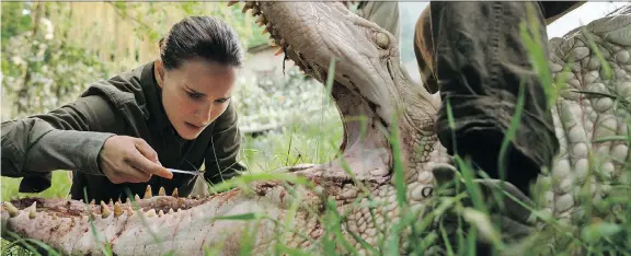  ?? PARAMOUNT PICTURES ?? Natalie Portman won’t be getting any awards for her new role in creature feature Annihilati­on, despite the fact that she clearly had to, uh, dig deep.
