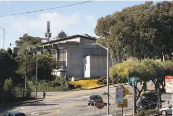  ?? Paul Kuroda / Special to The Chronicle ?? More people support dense housing constructi­on near transit hubs such as S.F.’s Glen Park BART Station, a poll commission­ed by the San Francisco Chamber of Commerce reveals.
