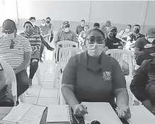  ?? /ARTURO CORONA ?? El Sindicato de Burócratas en reunión con delegados pidieron la renuncia del alcalde de Comondú, doctor José Walter Valenzuela