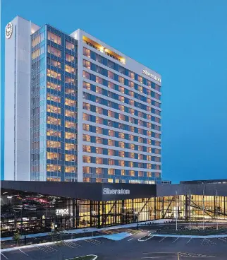  ?? SHERATON HOTELS AND RESORTS ?? The Sheraton St-Hyacinthe is “upscale, but functional,” offering extensive meeting spaces and connecting to the new Centre de congrès de St-Hyacinthe.