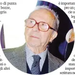  ?? ?? Antonio Ghirelli, nato a Napoli il 10 maggio 1922, e morto a Roma il 1º aprile 2012 Giornalist­a, scrittore e saggista per 11 anni in totale divisi in due esperienze è stato direttore del nostro giornale