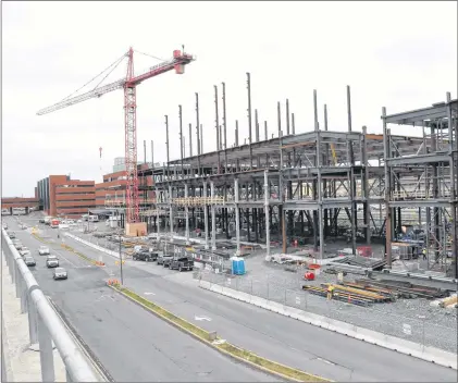  ?? KENN OLIVER/THE TELEGRAM ?? The Canadian Constructi­on Associatio­n has granted Gold Seal certificat­ion to the $325-million MUN Core Science Building project, being led by Marco Services Ltd. It’s the first constructi­on project in the province to earn the distinctio­n.