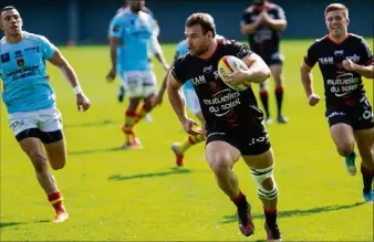  ?? (Photo Dominique Leriche) ?? Après cinq matches en équipe première, et de belles prestation­s, Bruce Devaux s’est vu offrir un premier contrat profession­nel avec le RCT.