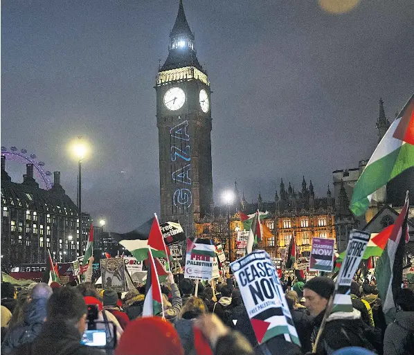 Gaza protest projection­s at Commons face legal review - PressReader