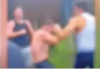  ?? ?? ●● Shocking footage shows vicious fight between feuding travellers in ‘organised violence’