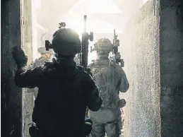  ?? AFP ?? Soldados en Gaza, en una imagen difundidas por el ejército israelí