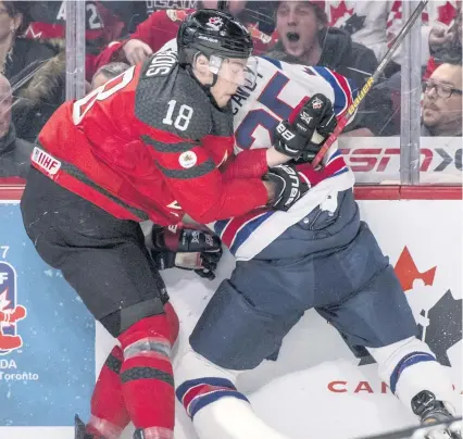  ?? PHOTO D’ARCHIVES, MARTIN CHEVALIER ?? Pierre-luc Dubois lors du match de la médaille d’or entre les États-unis et le Canada (dirigé par Dominique Ducharme), au tournoi du championna­t mondial de hockey junior, le 5 janvier 2017.