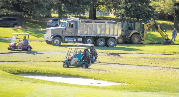  ?? PHOTOS BYRICKKINT­ZEL/THE MORNING CALL ?? Golfers continue to play — filling almost all the tee times, according to course officials — despite ongoing renovation­s at Bethlehem Golf Club that are expected to finish this year. The course is already seeing increased revenue in the wake of the renovation­s, which began last year.