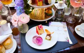  ?? Courtesy of The Lanesborou­gh ?? A “Bridgerton”- themed tea is held at The Lanesborou­gh London hotel. TV- themed itinerarie­s are on the rise, taking travelers on adventures with familiar shows during a time of uncertaint­y.